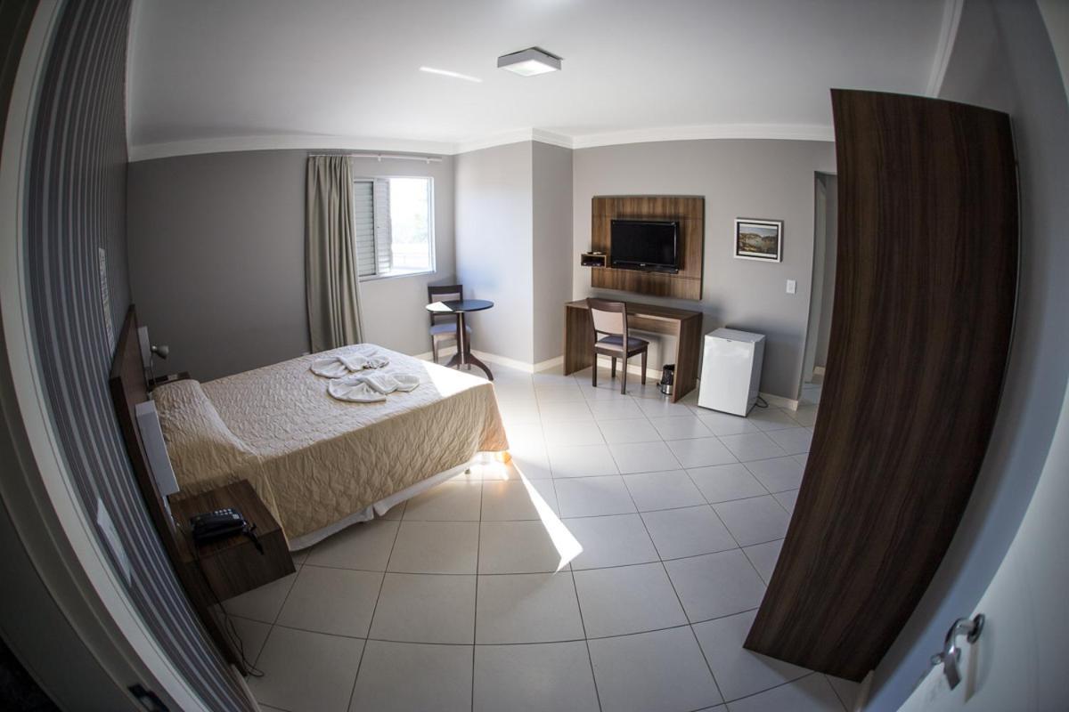 Hotel Contessi Urussanga Bilik gambar